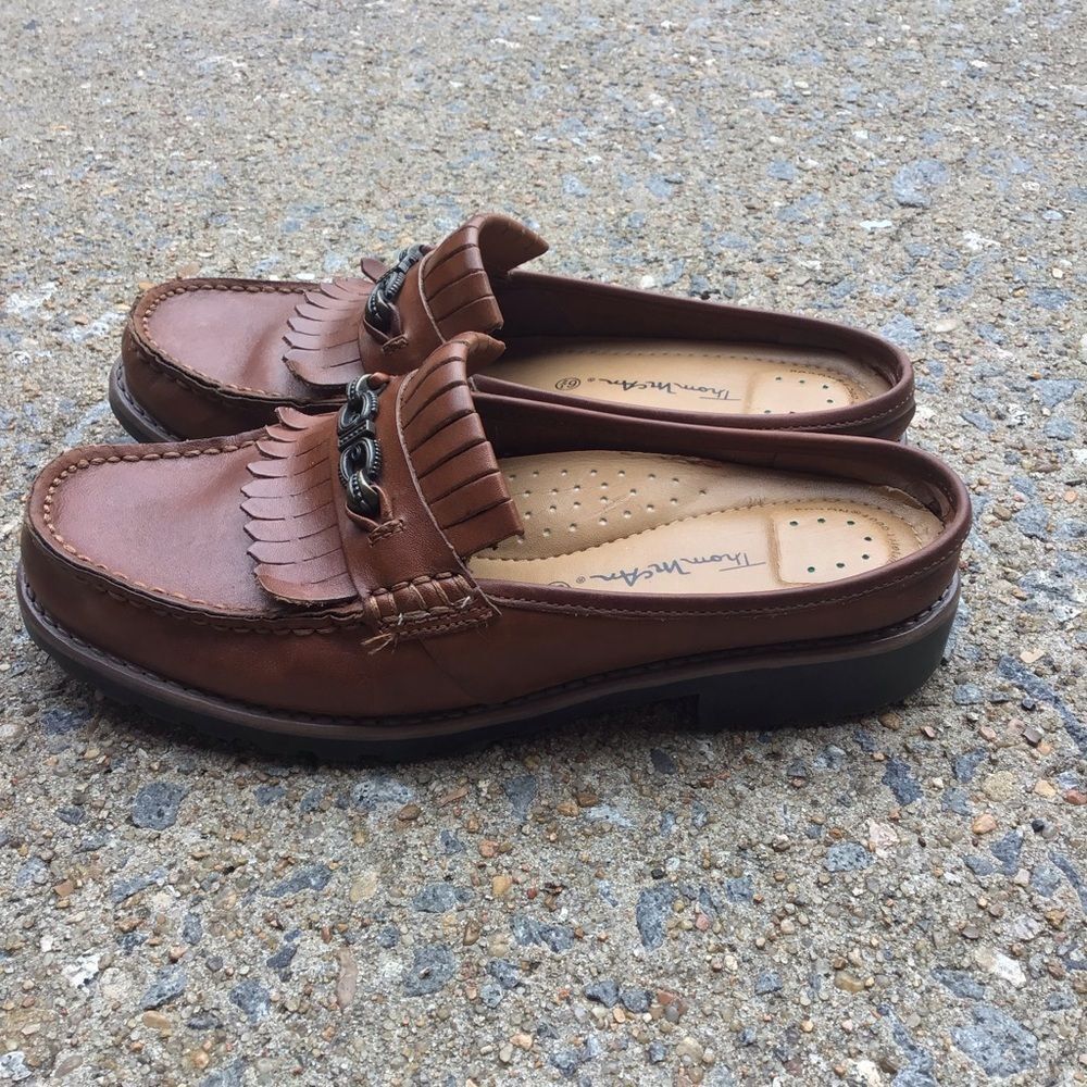 Like New Thom McAn Chestnut Leather Slip-On Loafers - Picture 4 of 6